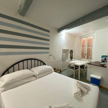 Carugio Rooms فيرناتْسا المظهر الخارجي الصورة