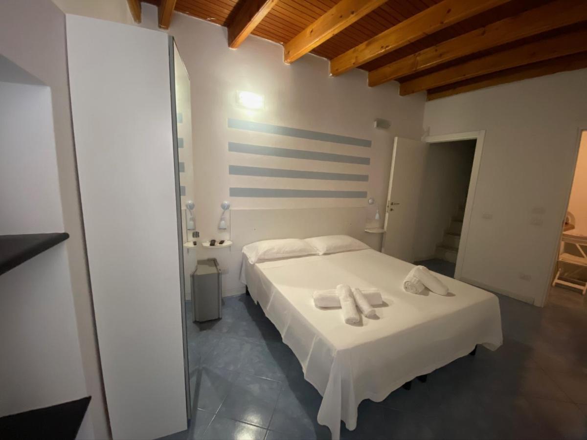 Carugio Rooms فيرناتْسا المظهر الخارجي الصورة
